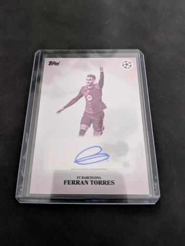 Ferran Torres 2024 Topps Simplicidad /25