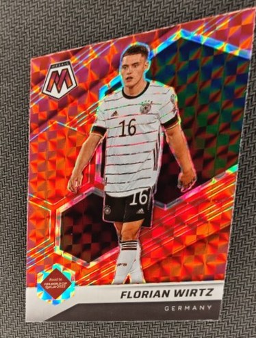 Florian Wirtz 2021 Panini Mosaic FIFA Red Pulsar Prizm