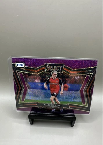 Florian Wirtz 2024 Panini Select FIFA Viola Mojo Prizm