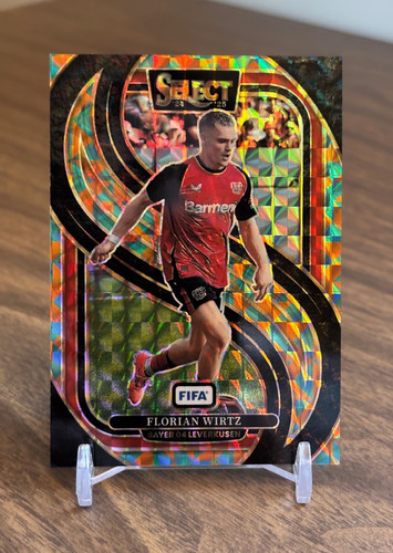 Florian Wirtz 2024 Panini Seleziona FIFA Prizm /15