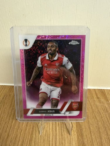 Gabriel Jesus 2022 Topps Chrome UEFA Pink Mini-Diamond /175