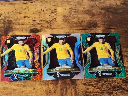 Gabriel Martinelli 2022 Panini Prizm World Cup Red Choice Silver Green Wave