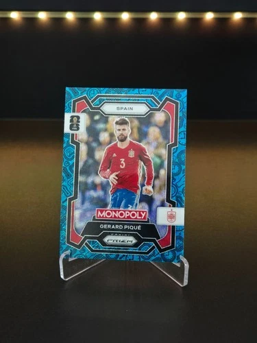 Gerard Piqué 2026 Panini Monopoly Prizm FIFA World Cup Blue Wave
