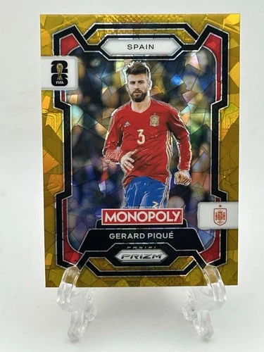 Gerard Piqué 2026 Panini Prizm Gold Cracked Ice