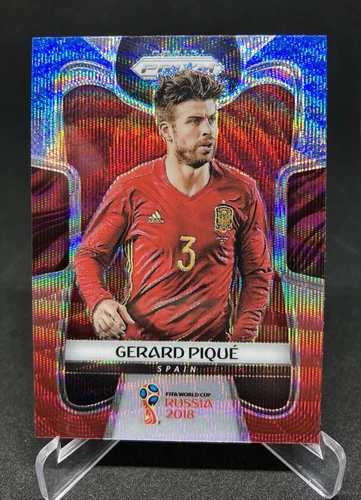 Gerard Piqué 2018 Panini Prizm World Cup Red Blue Wave