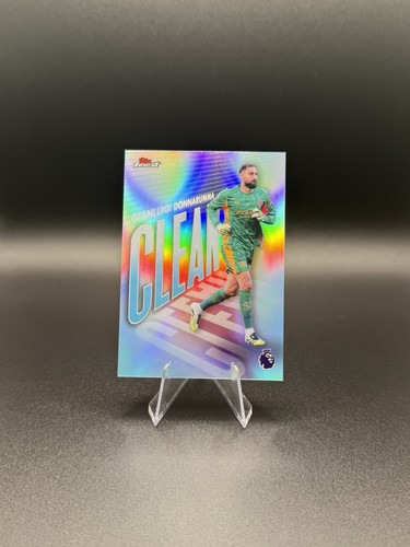 Gianluigi Donnarumma 2025 Topps Finest /25