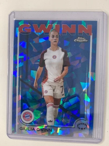 Giulia Gwinn 2025 Topps Women's Champions League Sapphire Sapphire