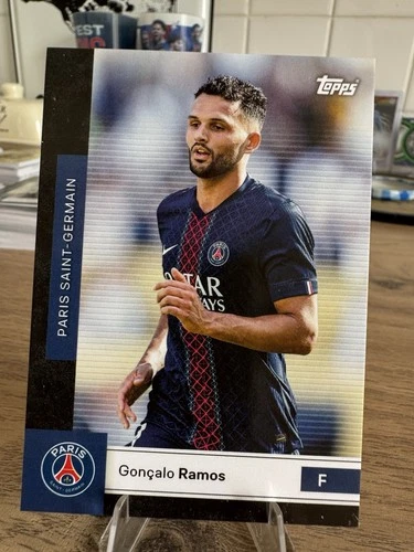 Gonçalo Ramos 2025 Topps PSG Team Set