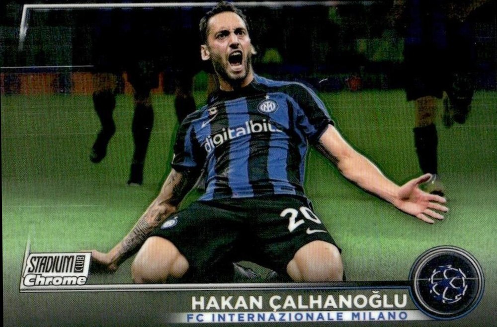 Hakan Çalhanoğlu 2022 Topps Stadium Club Chrome UEFA 34