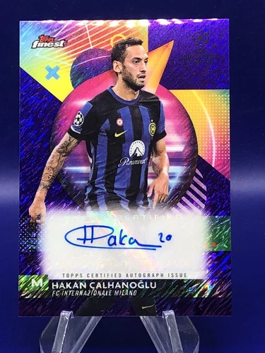 Hakan Calhanoglu 2023 Topps Finest Purple Shimmer /199