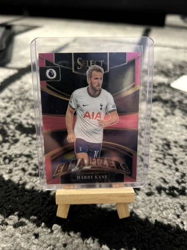 Harry Kane 2022 Panini Select Rose /25