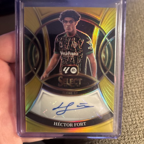 Hector Fort 2025 Panini Seleziona La Liga ORO /10