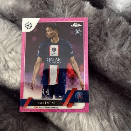 Hugo Ekitike 2023 Topps Chrome Pink /250