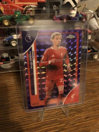 Hugo Ekitike 2026 Topps Chrome Purple Wave /75