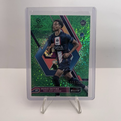 Hugo Ekitike 2022 Topps Finest Green Sparkle /125