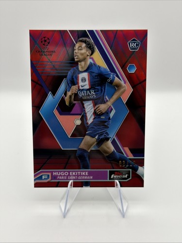Hugo Ekitike 2023 Topps Finest Red Vapor /10