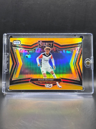 Hugo Ekitike 2025 Panini Select FIFA Gold Prizm /10