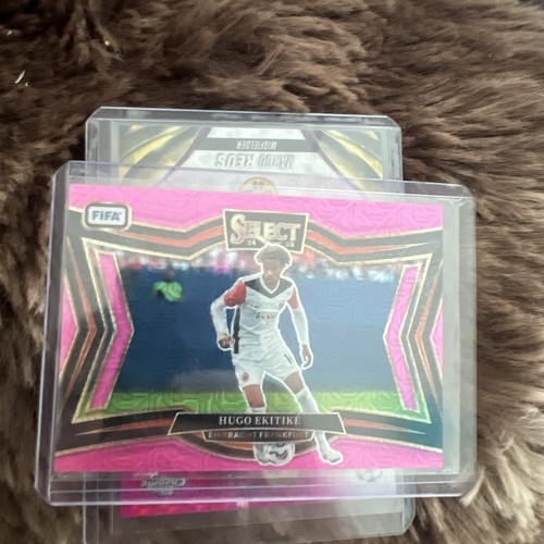 Hugo Ekitike 2024 Panini Select Fifa Pink Mojo /299
