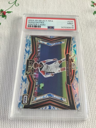 Hugo Ekitike 2024 Panini Select Winter Camo /30