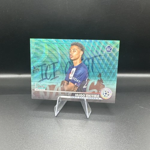 Hugo Ekitike 2022 Topps Stadium Club Chrome Aqua Wave Refractor /275