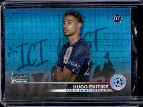 Hugo Ekitike 2022 Panini Stadium Club Chrome UEFA Blue Prism Refractor #44