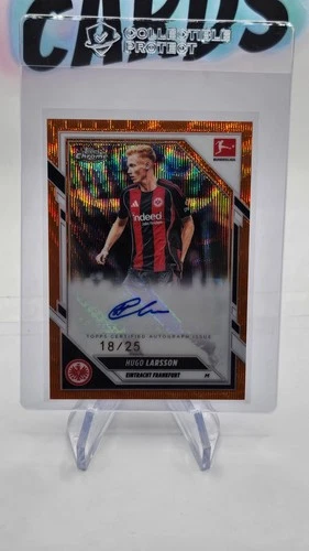 Hugo Larsson 2025 Topps Chrome Bundesliga Orange Wave /25