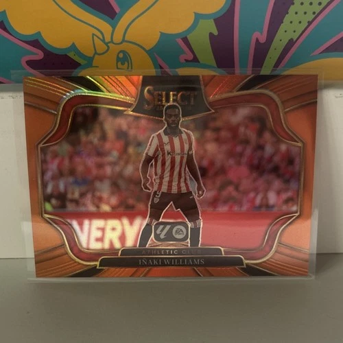 Iñaki Williams 2025 Panini Select Prizm /75