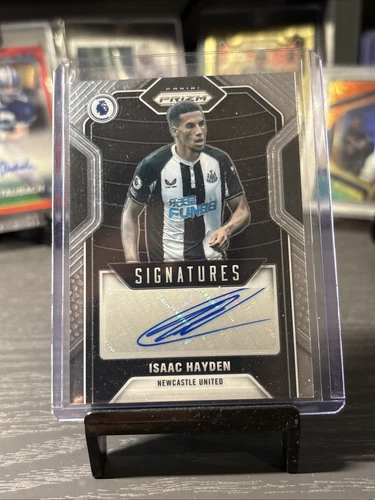 Isaac Hayden 2021 Panini Prizm