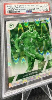 Jamal Musiala 2022 Topps Chrome UEFA Ray Wave /225