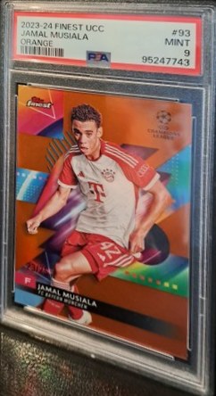 Jamal Musiala 2023 Topps Finest Orange Refractor /25