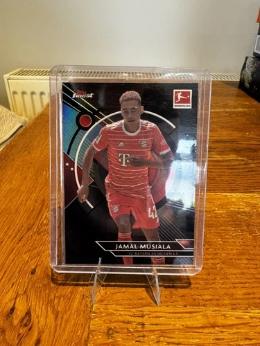Jamal Musiala 2022 Topps Finest Refractor /199