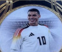Jamal Musiala 2025 Panini Futera Gold Frame /10