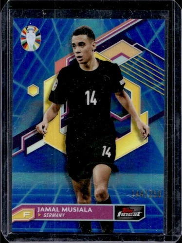 Jamal Musiala 2024 Panini Mejor EURO 2024 Azul/Aqua Vaporwave Refractor /250