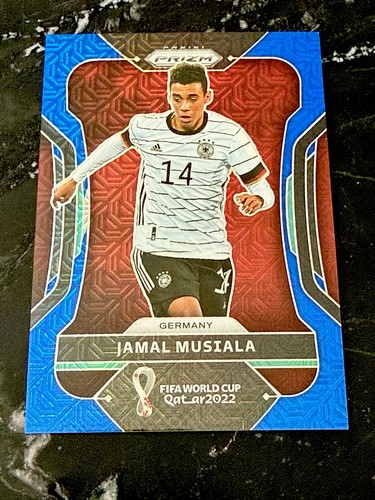 Jamal Musiala 2022 Panini Prizm Coppa del Mondo FIFA 2022 Blu Mojo /75