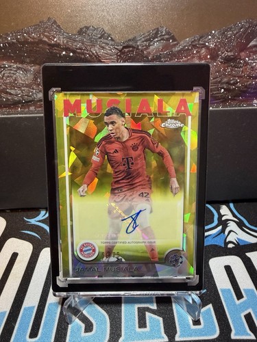 Jamal Musiala 2024 Topps UCC Chrome Sapphire /75