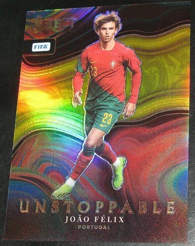 Joao Felix 2022 Panini Select Gold Prizm /10