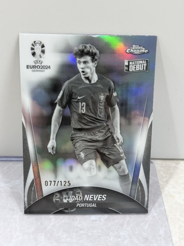 Joao Neves 2024 Topps Chrome UEFA Euro Bianco e Nero