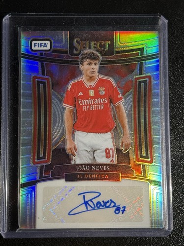 Joao Neves 2023 Panini Seleziona FIFA Silver Prizm