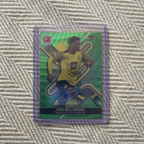Jude Bellingham 2021 Topps Finest Green Wave /30