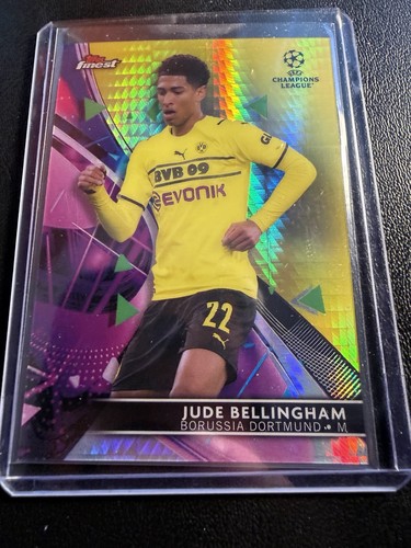 Jude Bellingham 2021 Topps Finest Yellow Refractor Prism /250