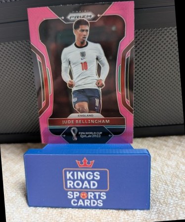 Jude Bellingham 2022 Panini World Cup Prizm Pink Prizm