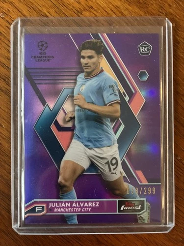 Julian Alvarez 2022 Topps Finest Purple Refractor /299