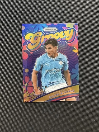 Julian Alvarez 2022 Panini Prizm