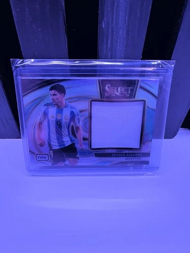 Julian Alvarez 2024 Panini Select