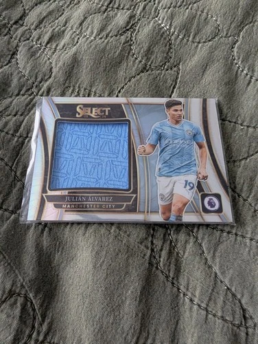 Julian Alvarez 2023 Panini Select