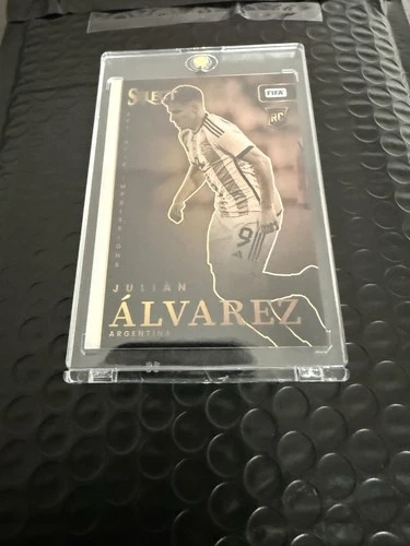 Julian Alvarez 2022 Panini Select FIFA