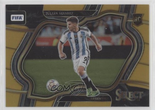 Julian Alvarez 2022 Panini Select Gold Prizm