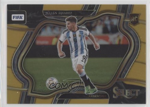 Julian Alvarez 2023 Panini Select Gold Prizm