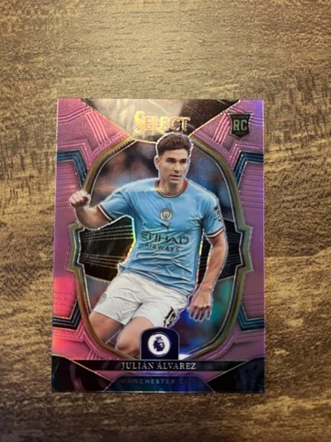 Julian Alvarez 2022 Panini Select Pink Prizm /99