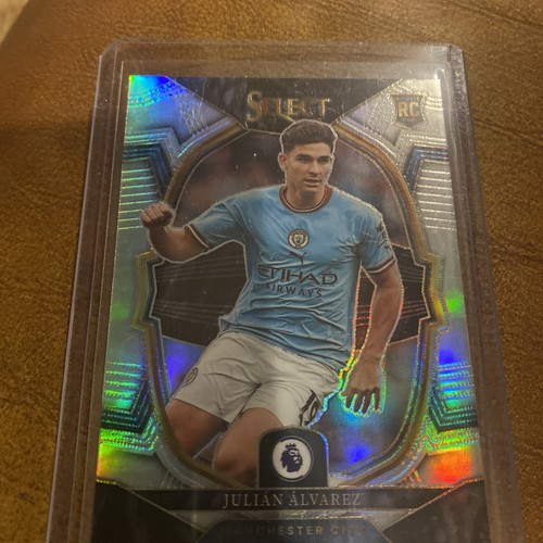 Julian Alvarez 2022 Panini Select Silver Prizm